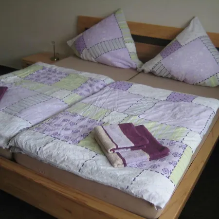 Strycker * Willingen (Upland)